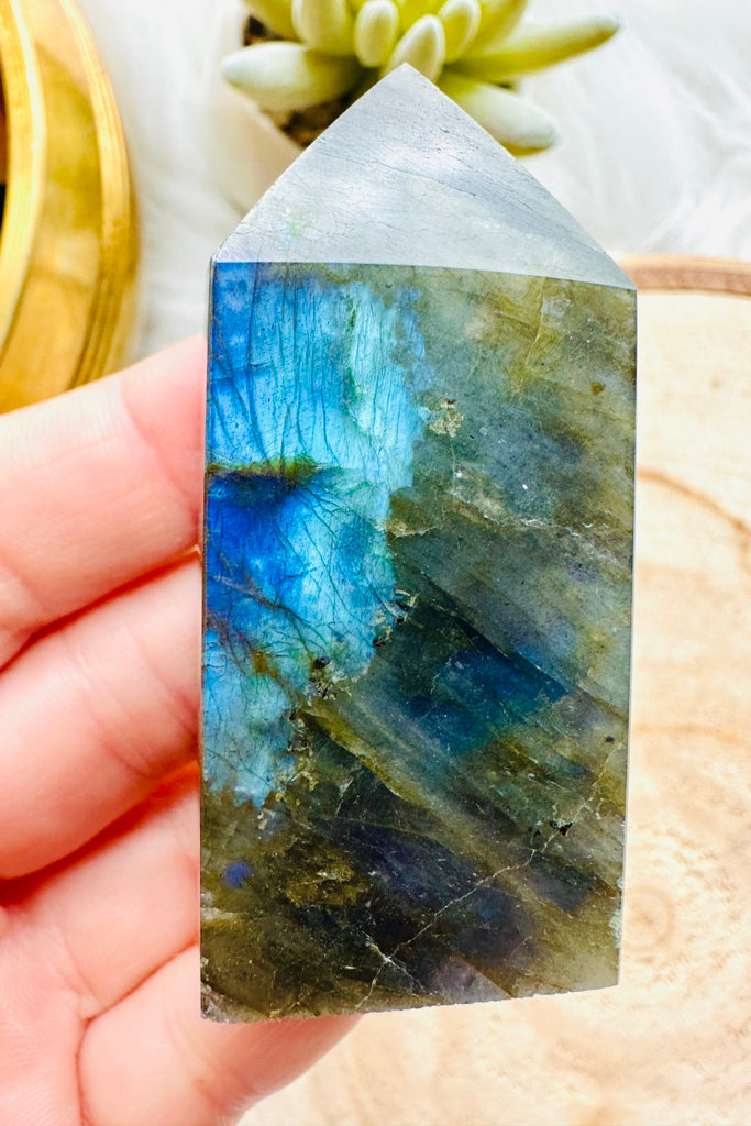 Labradorite Tower 005