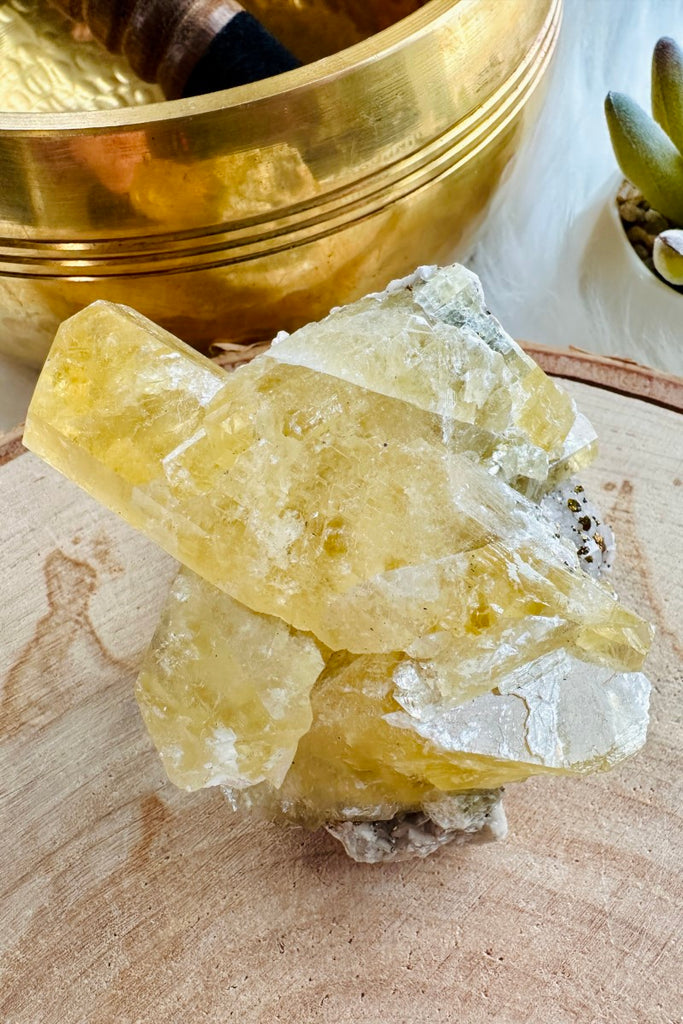 Calcite with Chalcopyrite from Sweetwater Mine 002