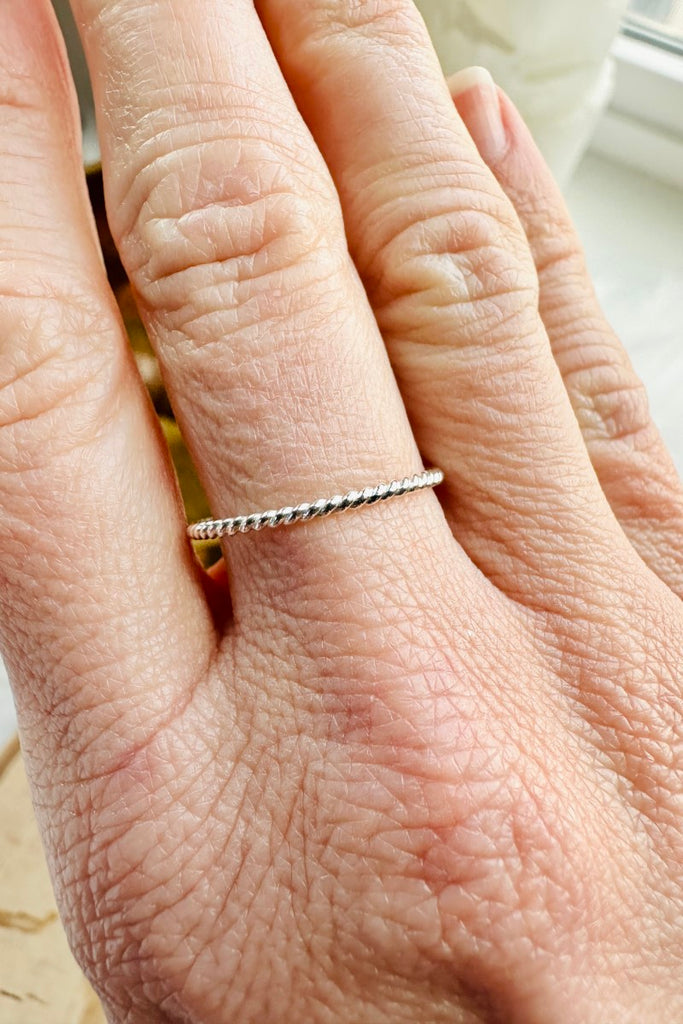 Twisted Silver Ring | 16g